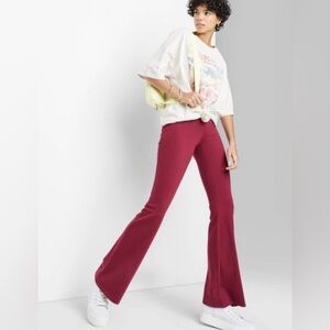 NWT Wild Fable Burgundy Wide Leg Legging. XXS